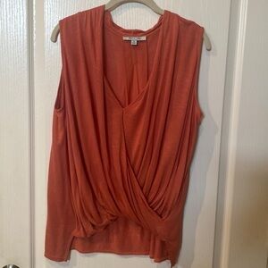 She + sky Sz S Crisscross draped front top